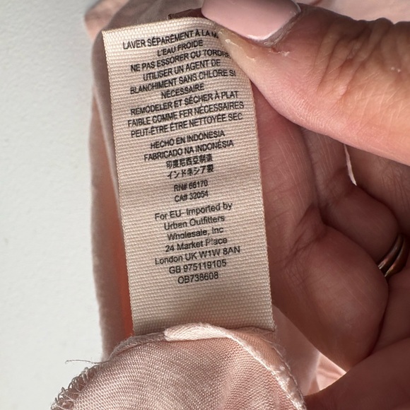 We The Free Soft Pink Blouse - Picture 4 of 4